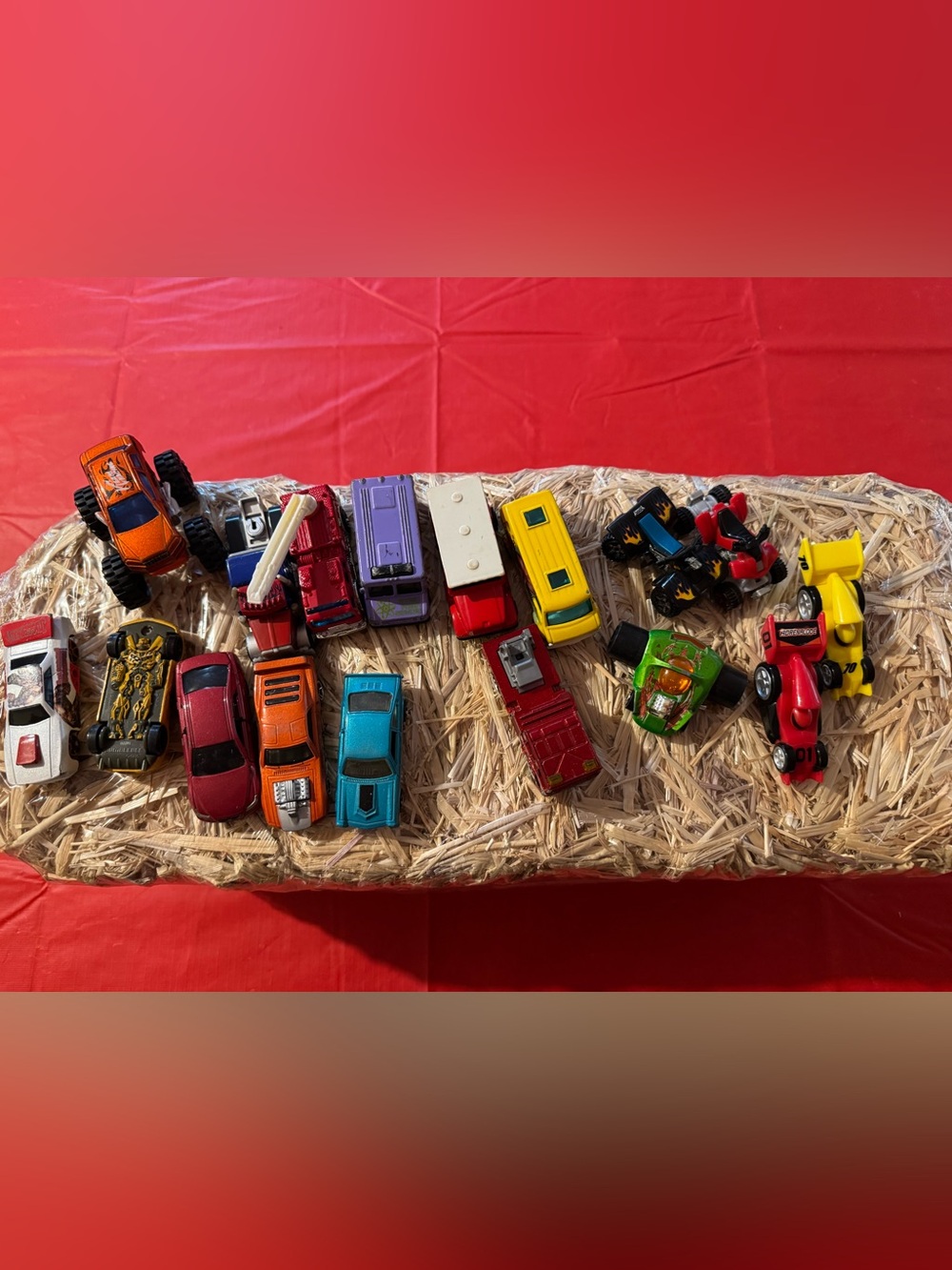 Vintage Kids Toy Vehicle Set - Mixed Color Die-Cast Cars and Trucks